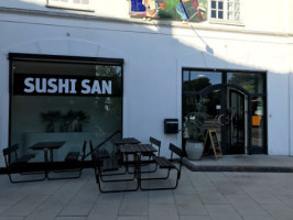 Sushi San inside