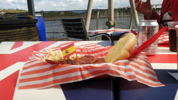 Cafe On The Barge food
