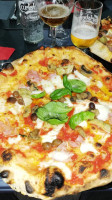 Atipico Pizzeria Contemporanea food