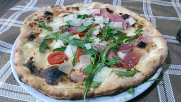 Antica Pizzeria Vincenzo Costa food