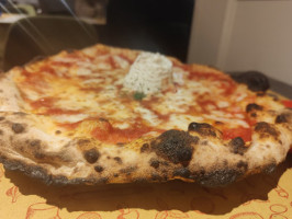 Salvatore Mugnano Pizza E Passione food