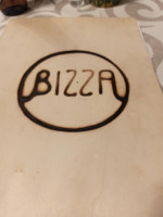 La Bizza food