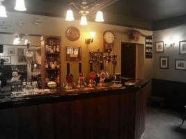 The Three Horseshoes Inn inside