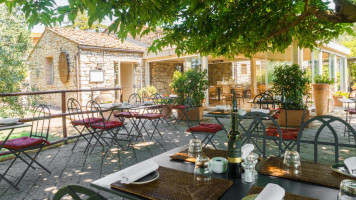 Osteria Di Fonterutoli outside