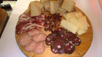 Monti Azzurri Tipicita food