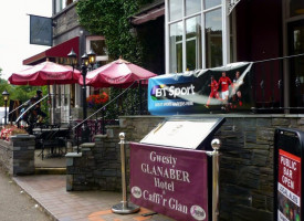 Glan Aber And Bunkhouse outside