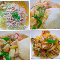 The Blue Thai Kitchen food