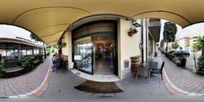 Caffe Borgaccio outside