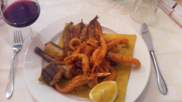 Mezzo Marinaio food