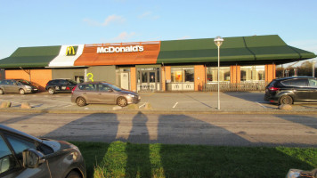 Mcdonald's outside