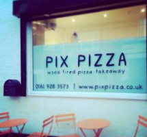 Pix Pizza inside