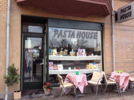 Pasta House food