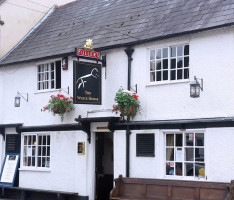 The White Horse Public House food