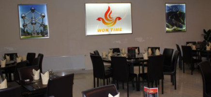 Wok Time inside