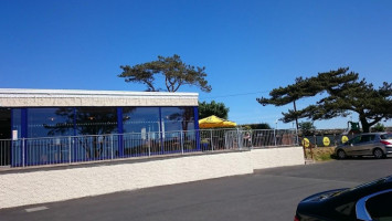 The Bay View Restaurant And Bar outside