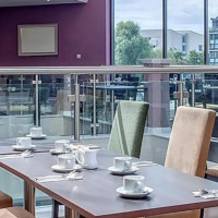 The Brayford View Holiday Inn Lincoln food