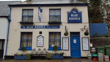 The Blue Raddle outside
