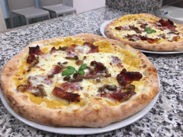 Pizzeria Benvenuti Al Sud Di Sergio C. food