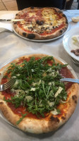 Vesuvio Pizzeria food