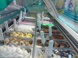 Stra Gelato food