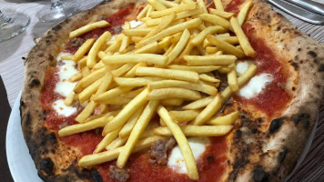 Pizzeria D'asporto La Vecchia Napoli food
