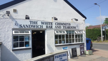 White Chimneys Sandwich &tearoom outside