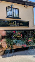 The Saddlers Arms outside