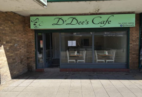 D' Dee's Café Eston inside