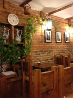 Artisan Coffee House inside