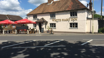 The White Hart Inn inside