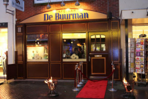 Cafe De Buurman inside