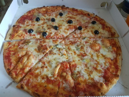 Casa Della Pizza Di Consiglio Pasquale food