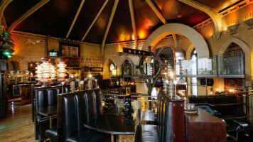 Frankenstein Pub inside