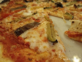 Il Padrino Pizzeria Con Forno A Legna food