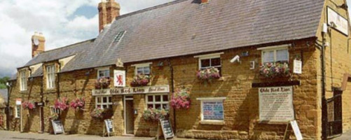 The Olde Red Lion food