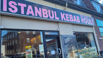 Kebab Huset outside