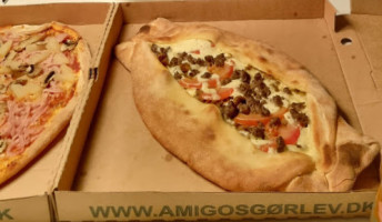 Amigos Cafe Pizza food