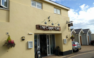 The Clipper Cafe outside