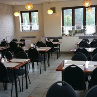 Severn Park Cafe inside