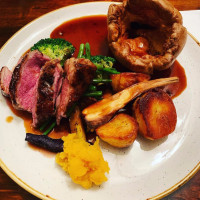 The Yew Tree Henley On Thames food