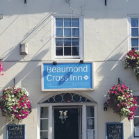 Beaumond Cross Inn food