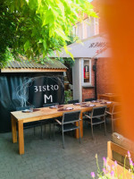 Bistro M inside