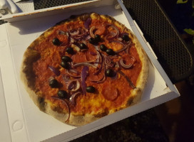 Pizzeria Scacciapensieri Di Massimo Maiorano food