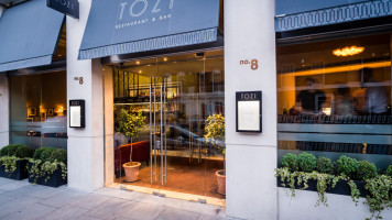 TOZI Restaurant & Bar food