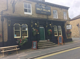 The Salt Cellar outside