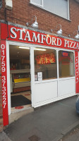 Stamford Pizza outside