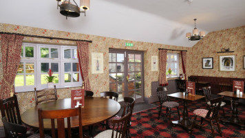 Coach And Horses inside