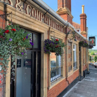 The Post Office Tavern outside