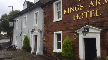 The King's Arms outside