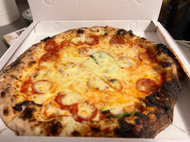 Sempre Pizza Da Toto' Di Saiello Guido food